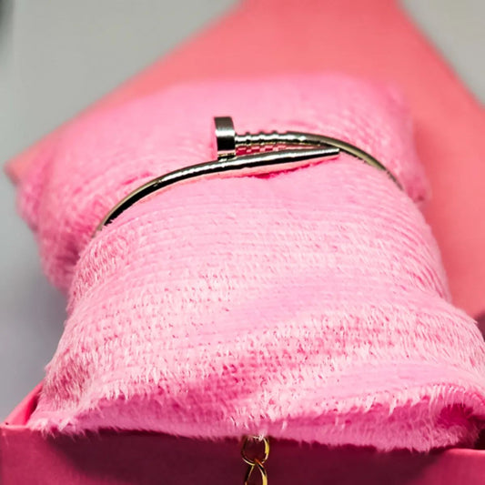 Bracelete Design Prego Elegante Prata